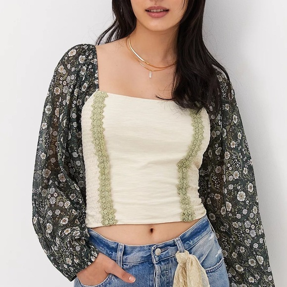 Anthropologie Tops - Anthropologie Smocked Balloon Sleeve Top Size large